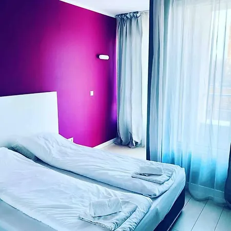Magenta With Free Wifi דירה סופיה