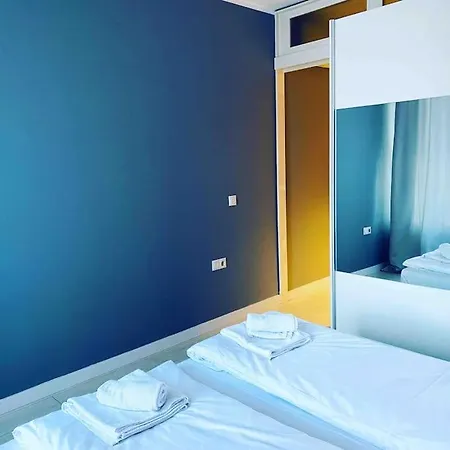 Magenta With Free Wifi Apartamento *